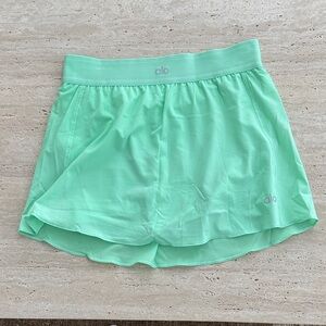 Alo lime green match point tennis skirt Small